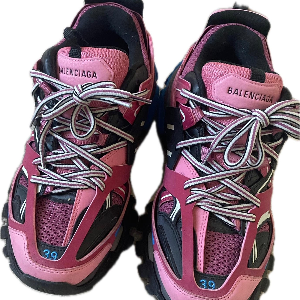 Balenciaga Women's Pink and Black Sneakers